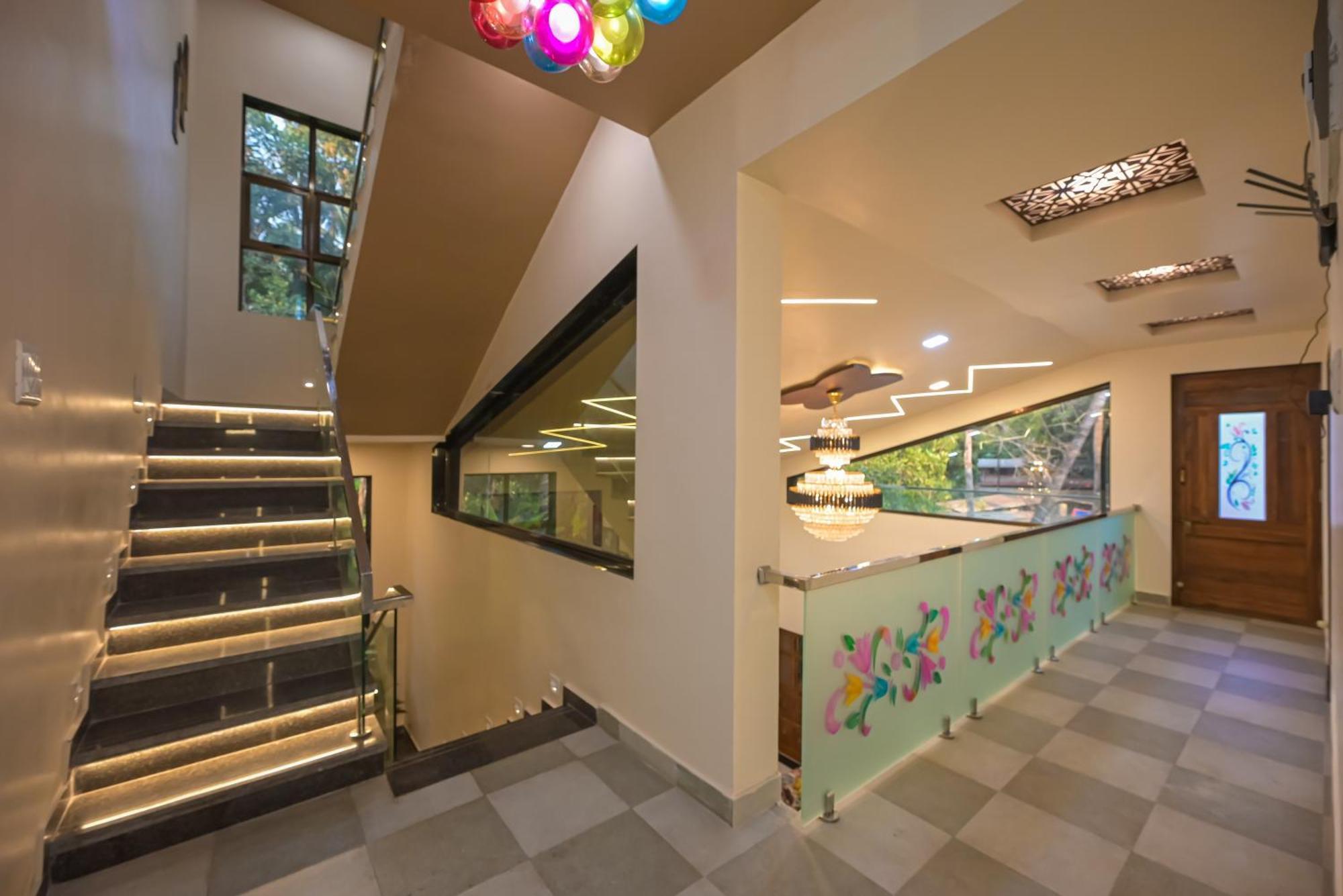 אליבג Seas The Day Luxurious 5Bhk Villa 2Min From Awas Beach With Huge Private Pool מראה חיצוני תמונה