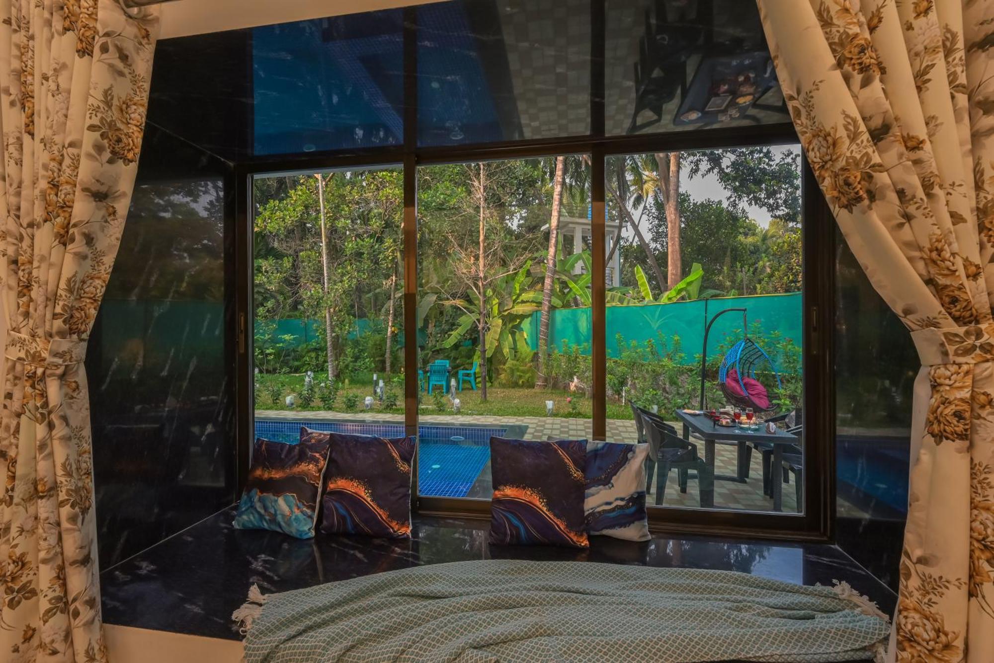 אליבג Seas The Day Luxurious 5Bhk Villa 2Min From Awas Beach With Huge Private Pool מראה חיצוני תמונה